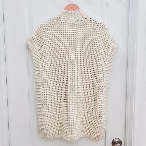 NWOT Ted Baker wool blend ivory knit turtleneck vest - Picture 5 of 6